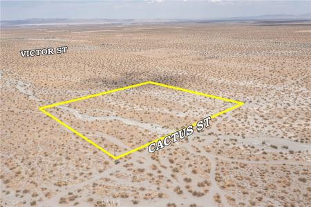 31001214 Cactus Road, Pinon Hills, Californie 92372, États-Unis