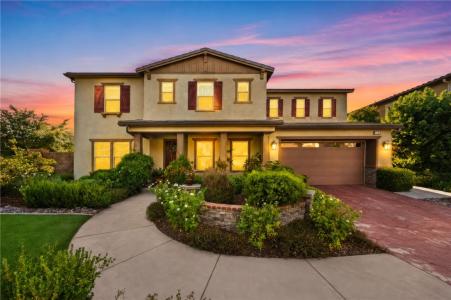 27925 Ladoga, Menifee, California 92585, USA