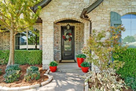 800 Tacoma Bridge Court, Edmond, Oklahoma 73034, USA