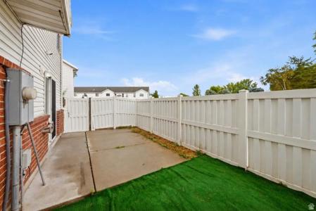 546 W 230 N, Layton, Utah 84041, USA