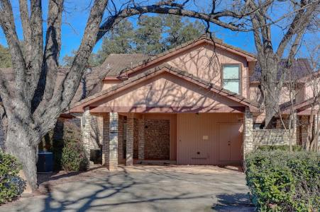 2745 Bandera Hwy, Kerrville, Texas 78028, USA
