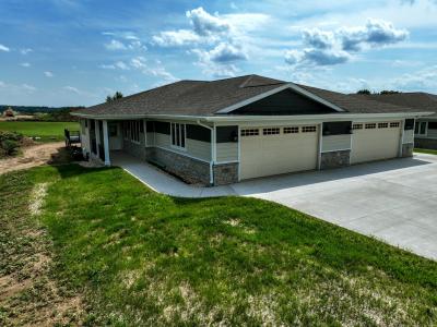 728 E Reinel St, Jefferson, Wisconsin 53549, USA