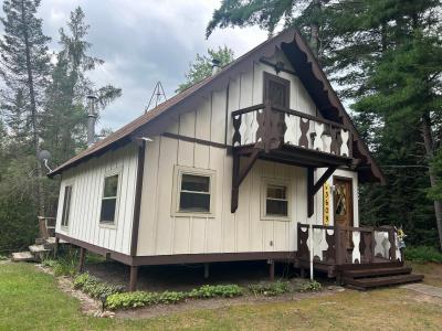 3609 Terrace Court, Luzerne, Michigan 48636, USA