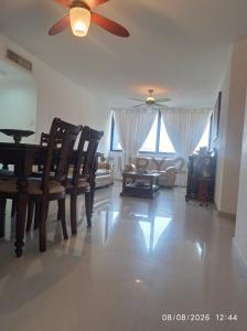 Residencias Country II Venta de Apartamento en el Parral, Valencia, Carabobo 2001, Venezuela