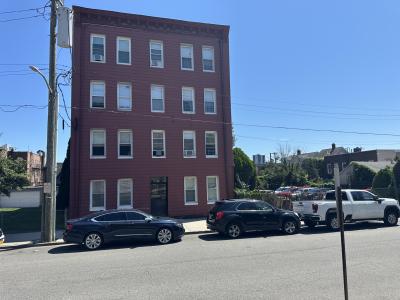 49 Fifth Street Unit #1, New Rochelle, Nueva York 10801, Estados Unidos