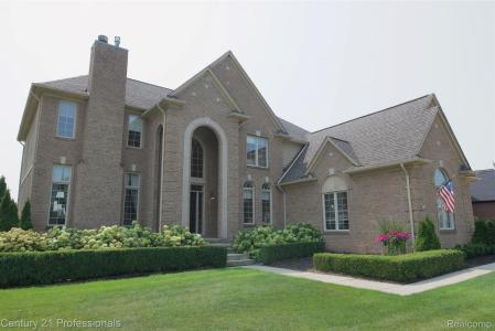 916 Majestic, RochesterHills, Michigan 48306, USA