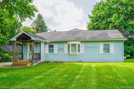 8294 Davison Road, Davison, Michigan 48423, USA