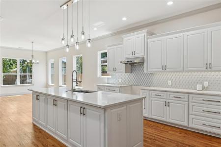 2016 Calypso Street, Dallas, Texas 75212, USA