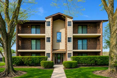 500 Valley Drive , 301, Naperville, Illinois 60563, Estados Unidos