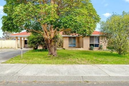 17 Littlefair Drive, Withers, WA 6230, Australia