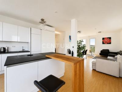 Frankfurt, Hessen 60486, Germany