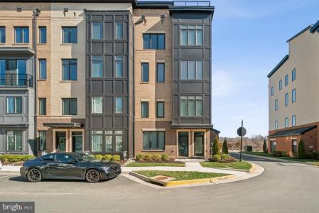 23540 Neersville Corner Terrace, Ashburn, Virginia 20148, USA