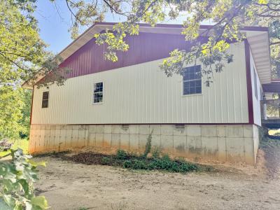 120 Rover Lane, Poplar Bluff, Missouri 63901, USA