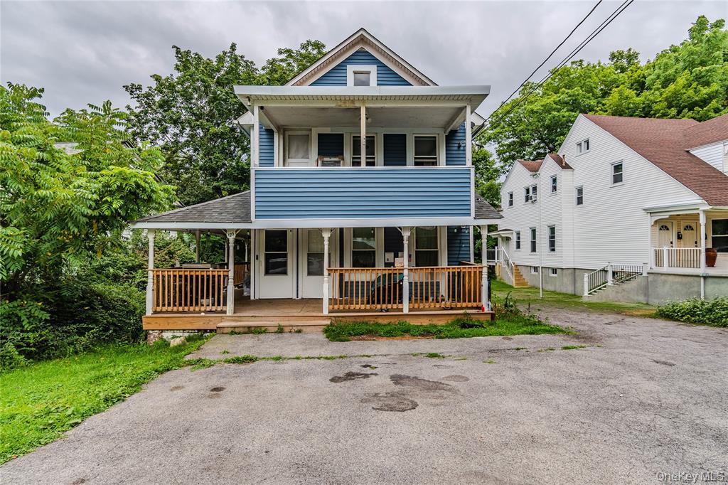 120 Vineyard Avenue, Highland, New York 12528, USA