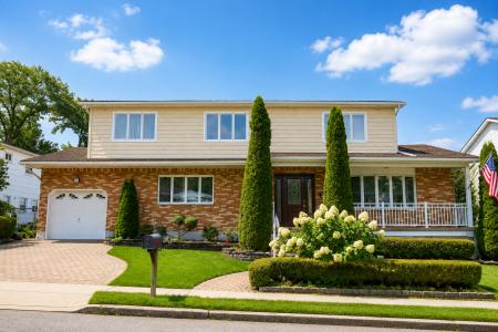 152 Weaver Street, Staten Island, New York 10312, USA