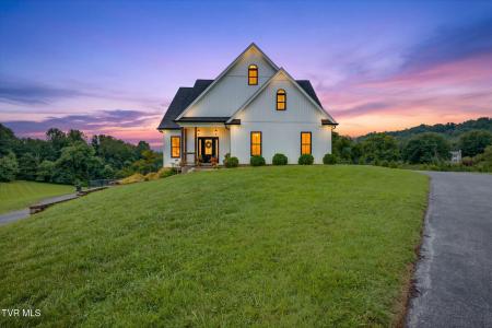 3925 Lake Valley Court, Kingsport, Tennessee 37664, USA