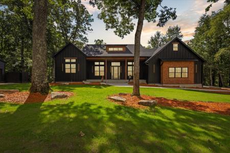 23861 Almy Road, Howard City, Michigan 49329, USA