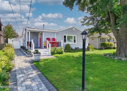 102 Dartmouth Avenue, Point Pleasant Beach, New Jersey 08742, USA