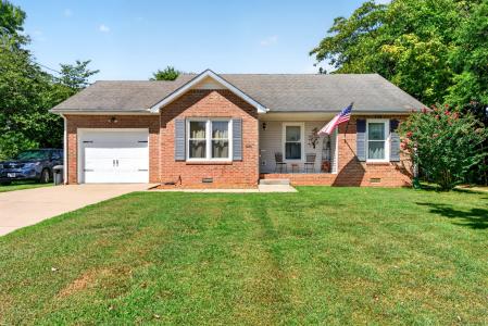 1036 Angela Dr, Clarksville, Tennessee 37042, USA