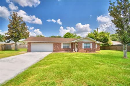1206 SUSAN Lane, AUBURNDALE, Florida 33823, USA