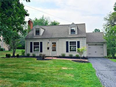 210 Callahan Road, Canfield, Ohio 44406