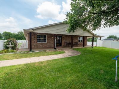 16003 Gaddy Road, Shawnee, Oklahoma 74801, USA