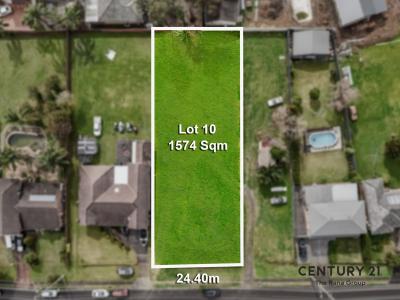 39 Fox Hills Crescent, Toongabbie, NSW 2146, Australia