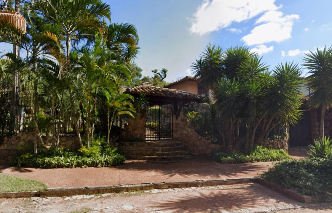 Las Lomas, Asunción 00001, Le Paraguay