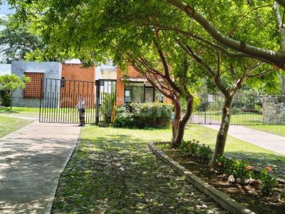 Cumbres Residencial, Calle de las Primavera 43,, Villa De Álvarez, ولاية كوليما 28965, المكسيك