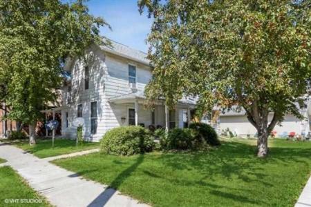 106-108 S Avenue B, Washington, Iowa 52353, USA