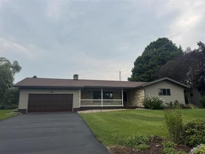 119 Grand Street, Highland, Wisconsin 53543, USA