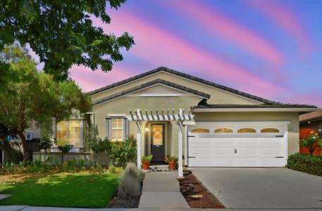 9531 Rodeo Drive, Gilroy, California 95020, USA