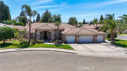 3077 Express Court, Mdra, California 93637, USA