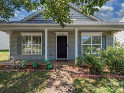 2710 Blackberry Ridge Lane, Charlotte, North Carolina 28208, USA