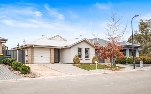 29 Ashfield Street, Mount Barker, SA 5251, Australia