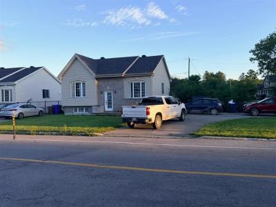 14590Z-14592Z  Rue des Bouleaux, Mirabel, Quebec J7N 2E7, Canada