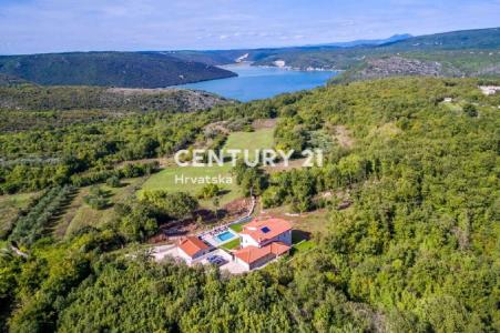 Pula, Pula, Istarska županija 52206, Croatia