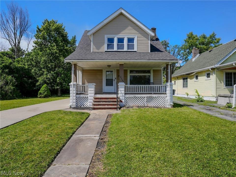 9725 Parkview Avenue, Garfield Heights, Ohio 44125, Estados Unidos