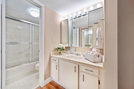901 Colony Point Circle unit: 207, Pembroke Pines, Floride 33026, États-Unis