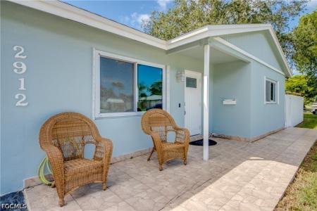 2912 Poinciana Drive, Naples, Florida 34105, USA
