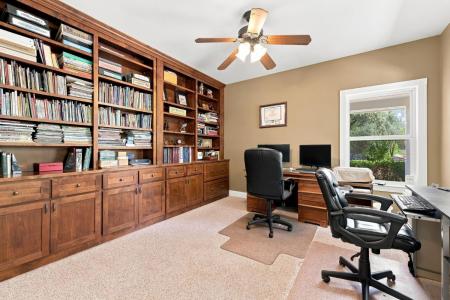 180 Rainbow Valley Lane, Newcastle, California 95658, USA