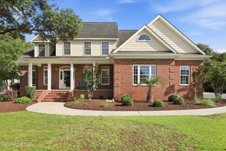 105 Harold Avenue, Swansboro, North Carolina 28584, USA