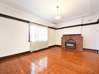 19 Malvern Avenue, Merrylands, NSW 2160, Australia
