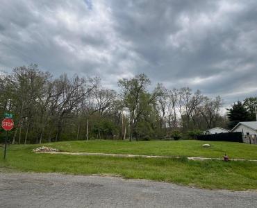 1660 Parkview Drive, Niles, Michigan 49120, USA