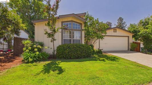 17027 Clouds Rest Road, Soulsbyville, California 95372, USA