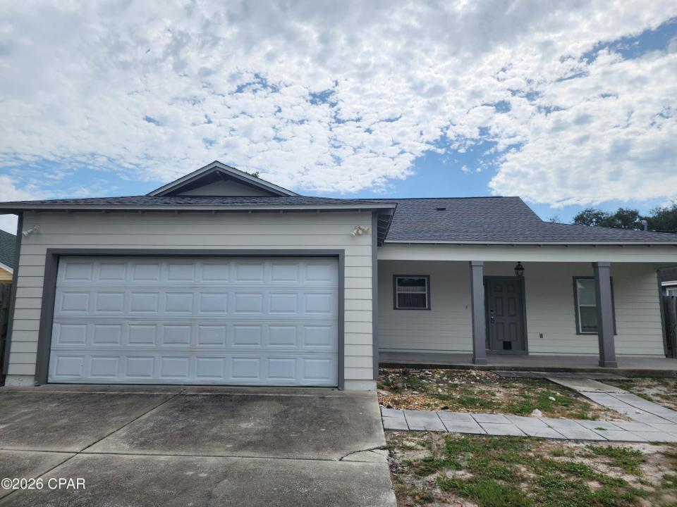 121 S Wells Street, Panama City Beach, Florida 32413, Stati Uniti