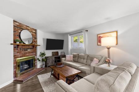 52 Liberty St #F3, Plymouth, Massachusetts 02360, USA