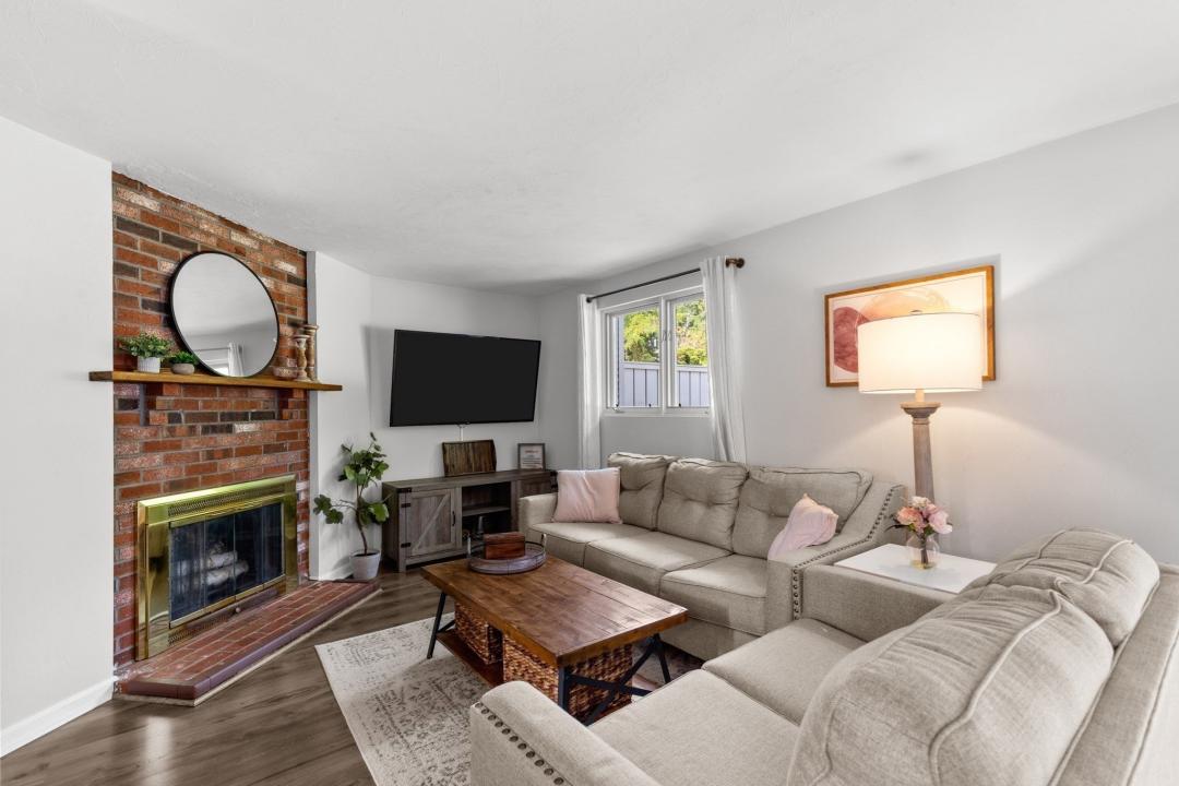 52 Liberty St #F3, Plymouth, Massachusetts 02360, USA