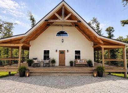 381 Pumpkin Creek Circle, Jamestown, Kentucky 42629, USA