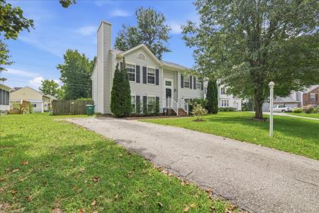 3213 Hunters Run Ct, Richmond, Virginia 23223, USA
